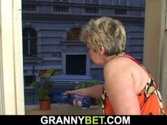 Well hung stranger fucks old grandma on the couch