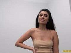 Suihinotto, Kyrpä, Eurooppalainen, Naamallinen, Korkokengät, Intialainen, Luonnolliset tissit, Tissit