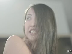 Asiat, Røv, Store bryster, Brunette, Fransk, Naturlige bryster, Kontor, Solo