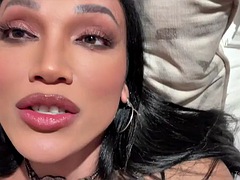 Ts superstar Yasmin Lee gives young stud a good time!!