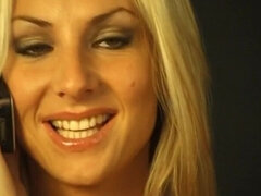 18 ans, Amateur, Blonde, Sucer une bite, Tchèque, Rasée, Adolescente