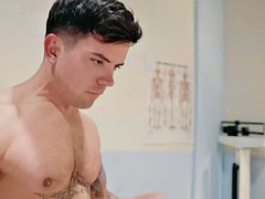 Tattooed gay doctor fucks a patient bareback in the hospital