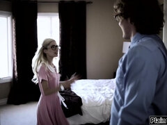 18 jaar, Pijpbeurt, Groep, Hardcore, Masturbatie, Klein, Ruw, Maagd