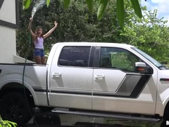 Teen Spinner's Wet T-Shirt Car Wash