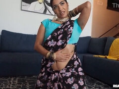 Alyssa Jones cures boredom with dirty dance & deepthroat action