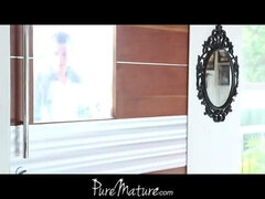 Stunning oral sex addict Abbey Brooks is about to open her mouth real wide.