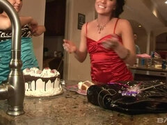 18 let, Amatéři, Blondýna, Brunetka, Skupina, Masturbace, Realita, Teenka