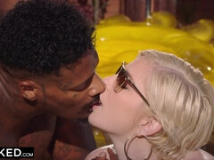 BLACKED she's never had BBC and Wanted to Treat herself - Jason luv