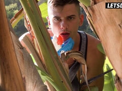 Niemowlę, Duży kutas, Duże cycki, Obciąganie, Zdrada, Wytrysk, Latynoska, Mamuśka