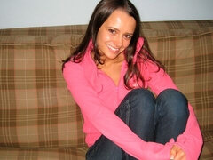 Amateur, Cul, Brunette brune, Souple, Solo, Dénudage, Adolescente, Nénés