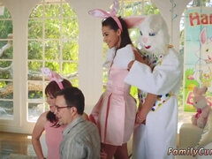 Stepmom & Stepdaughter team up to bang their petite stepuncle Bunny