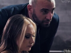 Anál, Velké péro, Kuřba, Dávení penisem, Drobounká, Drsné akce, Teenka, Kozičky