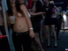 フェラチオ, 衣服着たままセックス, ハードコア, レズビアン, オージー, パーティ, ポルノスター, サテン