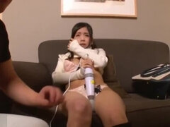 Tempting oriental huzzy in beautiful amateur video