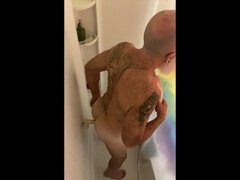 Amatéři, Anál, Koupelna, Dildo, Masturbace, Sólo, Tetování