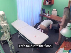 Amatør, Asiat, Blondine, Pik sutte, Bukser, Slikning, Russisk, Uniform