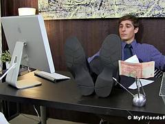 Boss Logan Worshiped - Logan