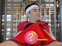 Минет, Брюнетки, Пальцем, Спортзал, Волосатые, Латиноамериканки, Киски, Тощие