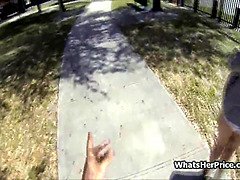 Rjavolaska, Evinja, Mama, Denar, Zunaj, Prvoosebno snemanje seksa, V javnosti, Mačeha