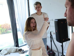 素人, バイセクシャル, 口内発射, 爸, 家族, Hd, 自然山雀, 三人