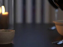 Velika rit, Velik kurac, Velike joške, Varanje, Rogonosec, Zrela, Milf, Žena