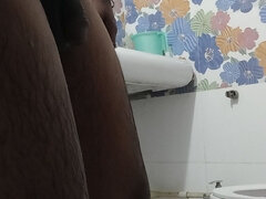 Amatéři, Koupelna, Indické, Sólo