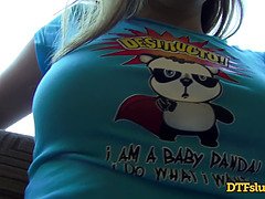 Stor røv, Stor pik, Brunette, Komme på ansigtet, Første gang, Briller, Hd, Naturlige bryster