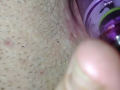 Close-up masturbation. Make sure you are alone, and/or have headphones or mute before viewing