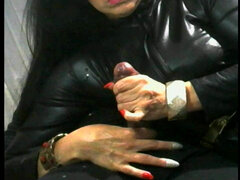 Schizzo di sborra, Dominazione femminile, Fetish, Sega, Cuio, Fumando   smoking