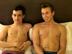 Amatéři, Lízaní zadků, Vysokoškolačka, Péro, Tetování