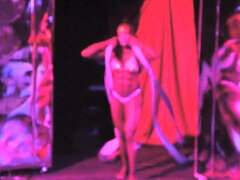 Naked on Stage NoS 183