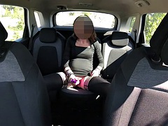 Amateur, Voiture, Français, Hard, Masturbation, De plein air, Public, Épouse