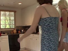 Sexymomma - stepmom investigates all of daughters fuck holes