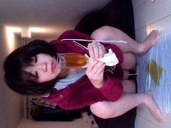 Kinky oriental pee homemade