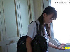 Aoi Kojima Jav teen Debut Gravure star taunts In The Shower