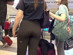 handsome nubile candid arse in yoga pants