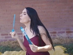 Amateur, Clitoris grande, Consolador, Peludo, Al aire libre, Coño