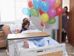 Nurse Alexis Fawx is sucking her patient Keran Lee's cock