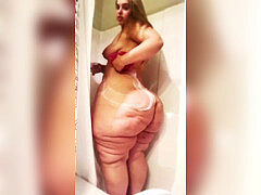 화장실, 크고 아름다운 여자, 큰 엉덩이