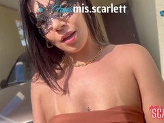 Veľký zadok, Brazílčanky, Brunetka, Exhibicionisti, Masturbácia, Na verejnosti, Fajčenie
