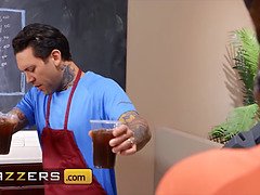 Busty (Gabbie Carter) Getting Multiple Orgasms From Sex Aficionado And Café Owner (Small Hands)