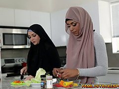 Arabisk, Stor pik, Sædskud, Hd, Kæmpe stor, Orgasme, Sutte, Teenager