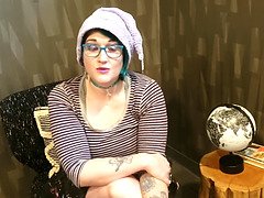 Seattle ganja goddess tells a stellar story about group sex: grandma pants