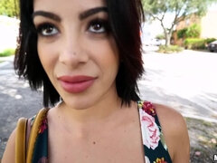 Americano, Culo grande, Polla, Estilo perrito, Latina, Pov, Público, Tatuaje