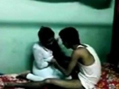 Desi Indian Young-looking College Lovers Getting down and dirty