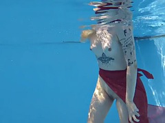 The best Mimi Cica from Finland swimming naked underwater