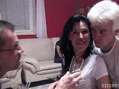 Enthousiasteling, Tsjechisch, Europees, Groep, Huisgemaakt, Toeschietreflex, Orgie, Feest