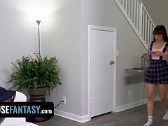 My stepsis Honey Hayes goes all out and gets a hot facial from her stepbro in a taboo game only to get a cumshot