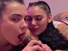 Amateur, Grosse bite, Noire, Sucer une bite, Double pénétration, Noir ébène, Interracial, Adolescente