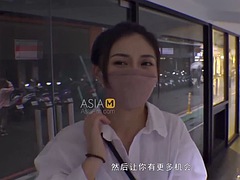 ModelMedia Asia-Pick Up On The Street-Song Nan Yi-MDAG-0002-Best Original Asian Porn Video